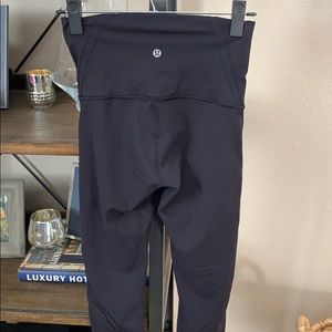 High waisted lulu crops